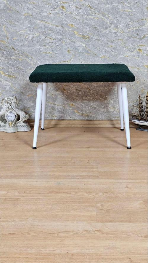 Tedy Kumaşlı 60 cm x 38 cm  Beyaz Sivriltme Ayaklı Oturak YEŞİL Renk Tek Ebat Beden