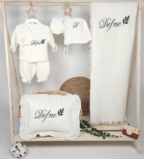 Yeni Doğan %100Pamuk Organik 4Katlı Müslin Kumaş Hastane Çıkış Seti(Kişiye Özgü İsimli Nakış Desenl)