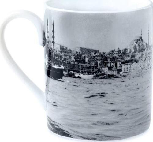 X İstanbul Modern Othmar Pferschy-Kayıkçı Mug  1000102172001