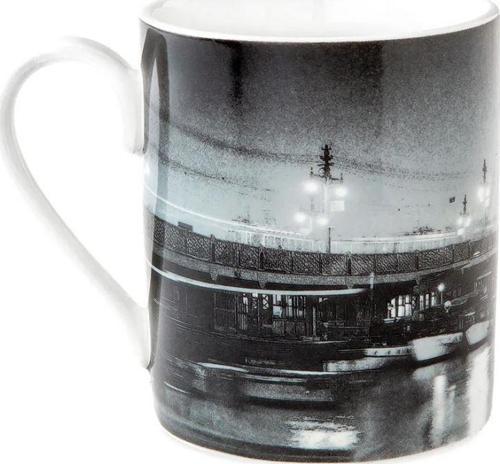X İstanbul Modern Othmar Pferschy,Galata Köprüsünde Gece Mug 1000102198001