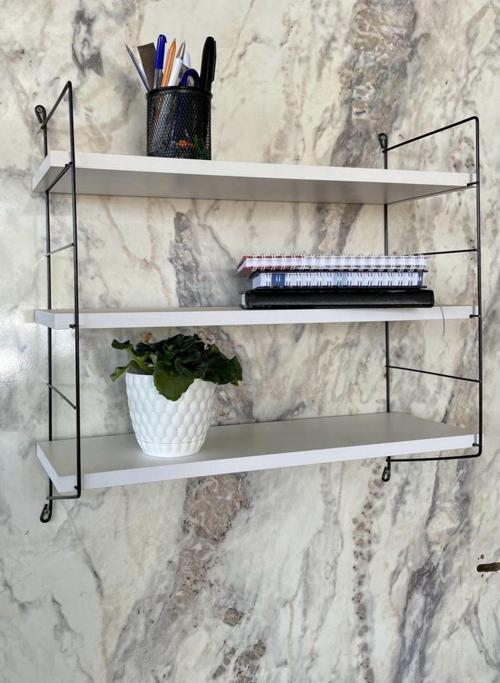 IRMAK DÜNYASI 3 Lü Duvar Rafı Dekoratif Banyo Mutfak Rafı Siyah Metal Beyaz Raflı 3 Katlı Duvar Rafı