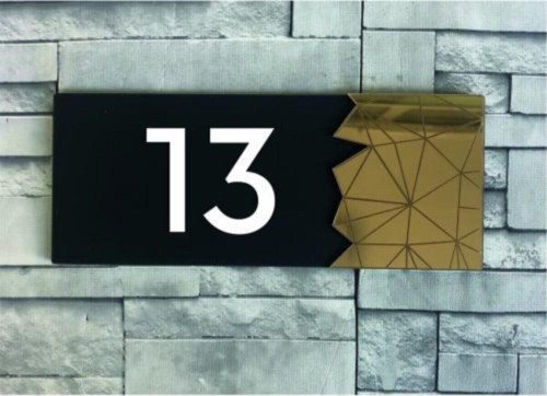 Dekoratif Gold Aynalı Kapı Numarası 13