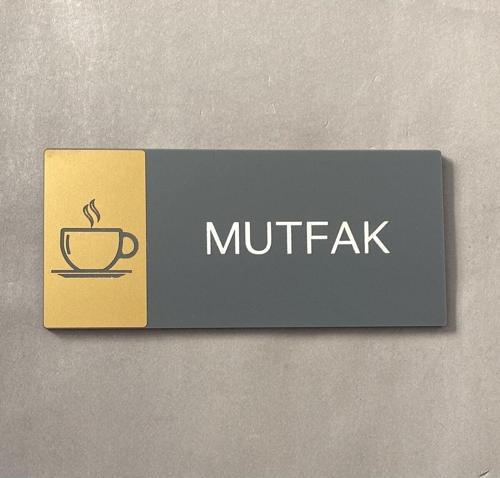 Mat Gold Seri Mutfak Yönlendirme Levhası