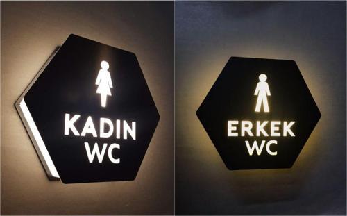 Honeycomb Serisi Işıklı Erkek Wc Ve Kadın Wc Yönlendirme Seti