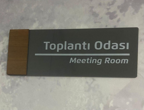 Wooden Serisi (Toplantı Odası) Ofis Kapı Isimliği Yönlendirme Tabelası