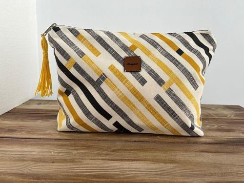 Sarı Siyah Çok Renkli  Clutch , Portföy, El Yapımı, Astarlı,Fermuarlı, Püskül Aksesuarlı Çanta
