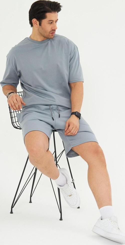 Erkek Pamuklu Basic Oversize  Bisiklet Yaka Kısa Kollu Tişört