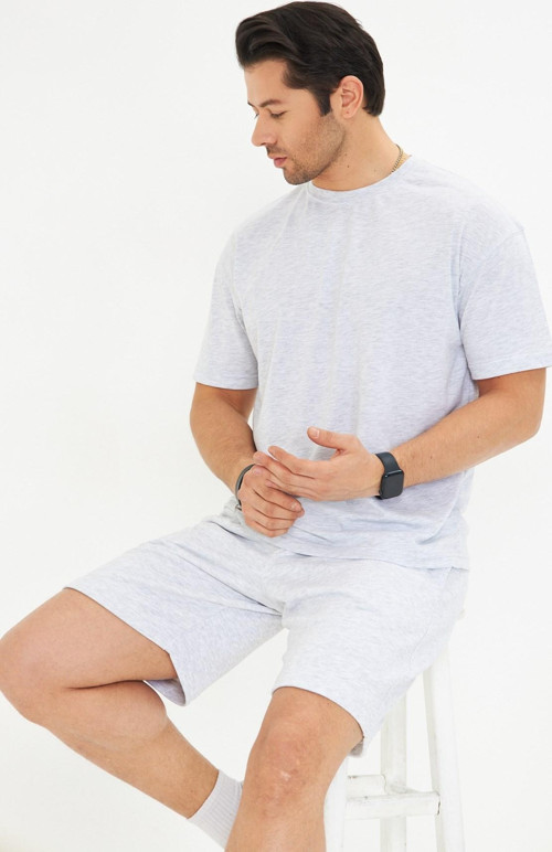 Erkek Pamuklu Basic Oversize Bisiklet Yaka Kısa Kollu Tişört