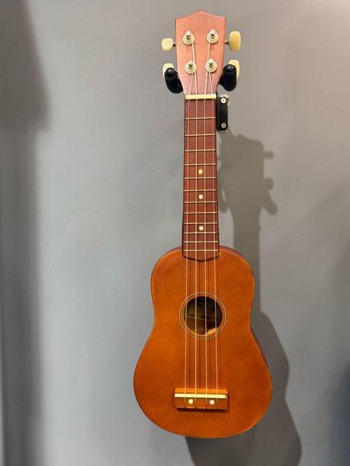 Soprano Ukulele+Kılıf+Pena+Tel