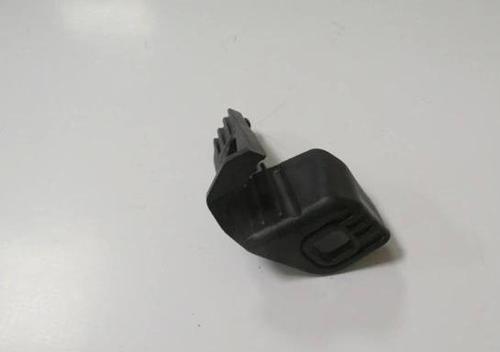 Bmw 3 Serı- F30- 12/18; Far Üst Bağlantı Braketi Sağ (Lcı) (Plastik Enjeksiyon) (Oem No: 51647285598