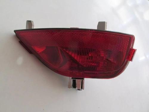 Dacıa Sandero- 16/19; Arka Tampon Reflektörü Sağ Kırmızı (Pleksan) (Oem No: 265605279R)