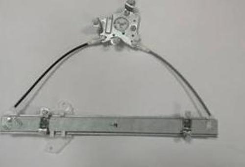 1995-1997 Hyundai Accent Ön Cam Krikosu Sol Elektrikli-Motorsuz (Üçgen Tip)  (Adet) (Oem No:82403220