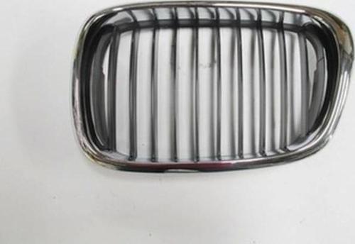 2001-2003 Bmw 5 Serı E39- Ön Panjur Sol Nikelajlı-Siyah (Tw) (Adet) (Oem No:51137005837)