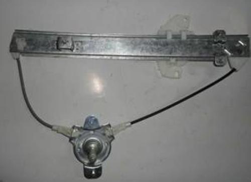 1998-2001 Hyundai Elantra Ön Cam Krikosu Sağ Manuel (Adet) (Oem No:8240229001)