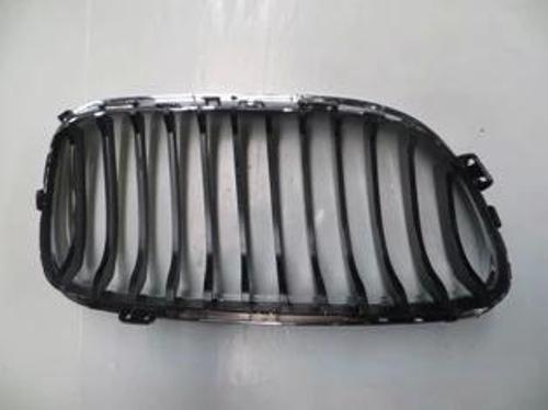 Bmw 3 Serı- E90- 09/11; Ön Panjur Sol Nikelajlı/Siyah (Tw) (Oem No: 51137201969)