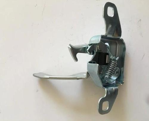Dacıa Duster- 10/13; Kaput Kilidi (Oem No: 656010017R)