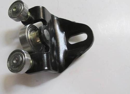 Ford Transıt- V184- 2002-2006 Sürgülü Kapı Alt Ray Bağlantısı Sağ Rulmanlı  Oem No: Yc15 V25028 Af