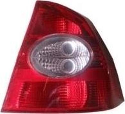 Ford Focus- Sd- 05/07; Stop Lambası Sağ Kırmızı/Beyaz (Ortası Beyaz) (Mars) (Oem No: 5M51-13A602-Aa)