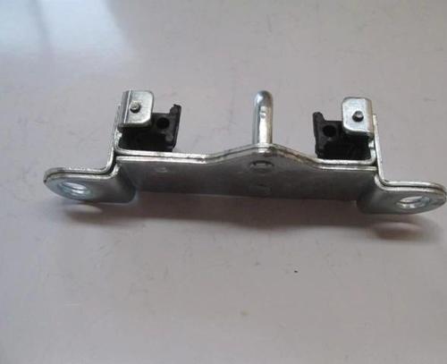Fıat Doblo- 2001-2005 Bagaj Kapak Kilit Karşılığı Alt Tek Kapı  Oem No: 51810088