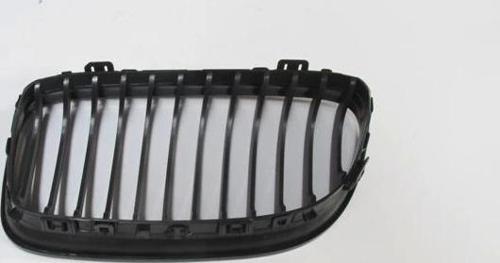 Bmw 3 Serı- E90- 09/11; Ön Panjur Sağ Siyah (Tw) (Oem No: 51712146912)