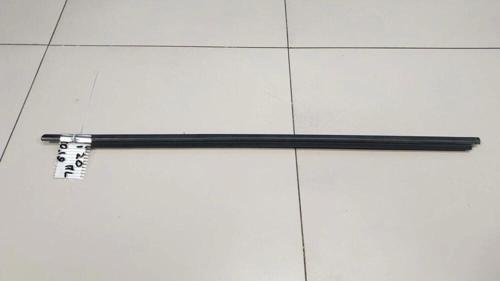 Cam Sıyırıcı İ20 09-14 Ön Kapı Dış Sol (Oem No: 82210-1J000)