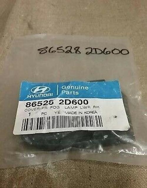 Sis Lamba Kapağı Elantra 01Sonrası Alt-Üst Sağ Takım (Sis Delikli) (Oem No: 86528-2D600+86526-2D600)