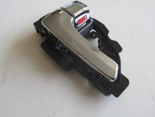 Hyundaı Ix35- 10/15; Ön Kapı İç Açma Kolu Sol Nikelajlı (Euro Body) (Oem No: 82610-2S010)