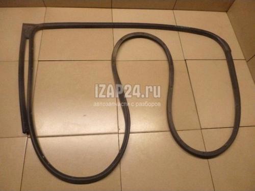 İ20 2008 2014 Fitil Kapı Çevre Arka Sağ    (Oem No:831401J000)