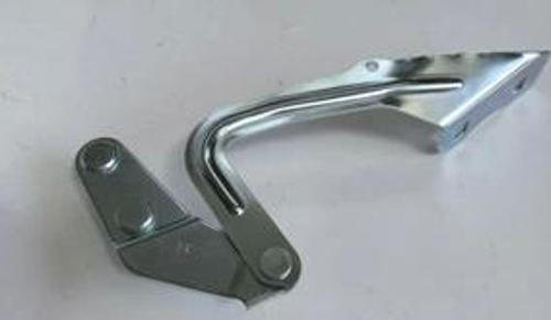 Ford Focus- Sd/Hb- 05/07; Kaput Menteşesi Sol (Tyg) (Oem No: 4M51 16801 Ab)