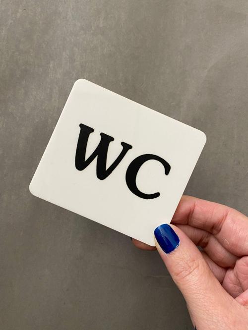 Beyaz Minimal Seri WC Yönlendirme Levhası