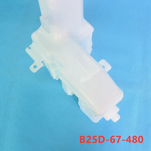 Su Fıskiye Deposu 626 98-01 / 323 99-02 Motorlu (Oem No: B25D-67-480C)