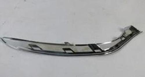 Renault Clıo- 4- Hb- 13/16; Far Alt Çıtası Sol Nikelajlı Geçmeli (Oem No: 260E03800R)