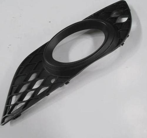 Mercedes E Class- W211- 07/09; Sis Lamba Kapağı Sol Sis Delikli/Çerçevesi Siyah (Tw) (Oem No: 211885