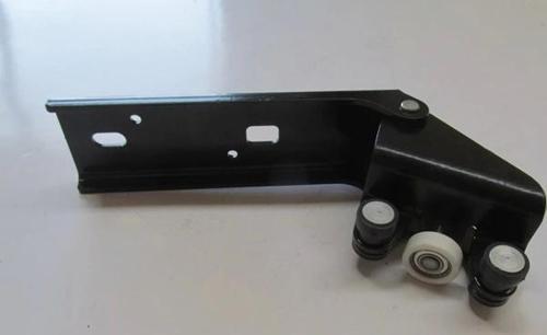 Opel Vıvaro- 04/08; Sürgülü Kapı Orta Ray Bağlantısı Sağ (Oem No: 7700312372)