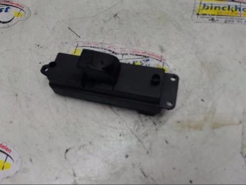 Düğme Cam Açma Mazda 3 Ön Sağ (Oem No: Bp4K-66-370)