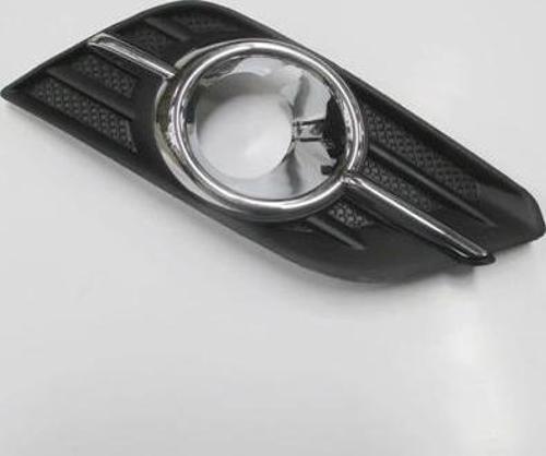 Opel Mokka- 12/16; Sis Lamba Kapağı Sağ Sis Delikli Siyah (Sis Yuvası Nikelajlı) (Tw) (Oem No: 95147