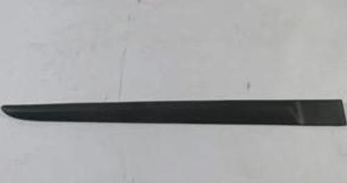 Renault Clıo- 3- Hb- 06/09; Arka Kapı Bandı Sağ Siyah (Oem No: 7701476426)