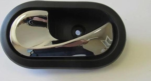 Renault Kangoo- 4- 14/21; Ön Kapı İç Açma Kolu Sol Siyah (Elceği Nikelajlı) (Oem No: 826730336R)
