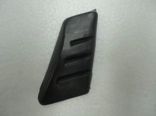 1990-1994 Nissan Sunny B13 Arka Çamurluk Bandı Sol Çizgili Tip Siyah (Yapıştırmalı) (Tyg) (Adet) (Oe