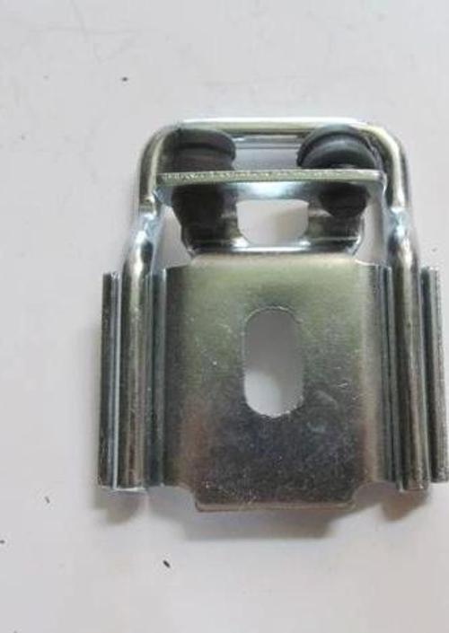 Opel Movano- 04/06; Bagaj Kapak Kilit Karşılığı Sol (Oem No: 7700353757)
