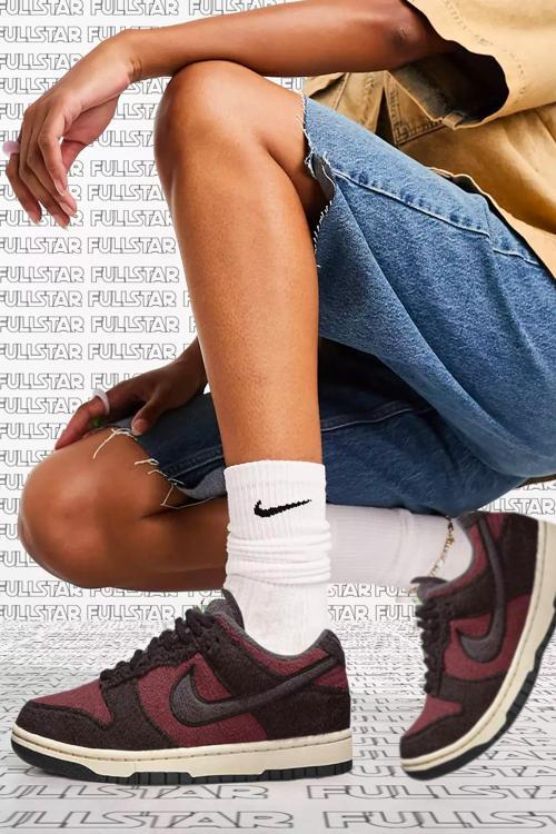 Dunk Low Covered in Fleece Burgundy Unisex Sneaker Bordo