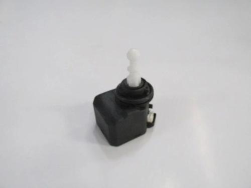 2004-2009 Volkswagen Golf 5 Far Motoru (12V) (Bfn)