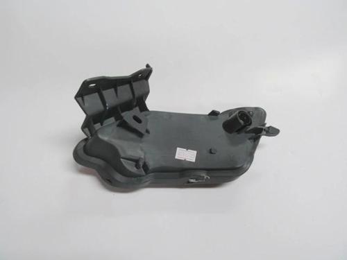 Toyota Rav4- 13/16; Arka Tampon Sis Lambası Sol Kırmızı (Casp) (Oem No: 81490-42050)