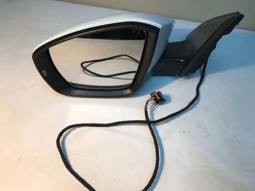 Ayna Dış Dikiz Octavıa 13Sonrası Elektrikli, Isıtmalı, Sinyalli, Astarlı Sol (Oem No: 5E1857507N)