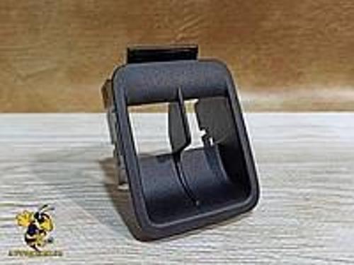 Cam Düğme Çerçevesi Caddy / Touran 04Sonrası Çiftli Sol (Oem No: 1T09595279B9)