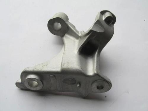 Renault Megane- 4- Sd- 21/24; Motor Beşiği Bağlantı Ayağı Sol (Beşik Darbe Emici) (Oem No: 548512672