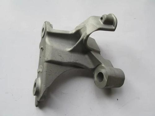 Renault Megane- 4- Sd/Hb- 16/20; Motor Beşiği Bağlantı Ayağı Sağ (Beşik Darbe Emici) (Alüminyum) (Oe