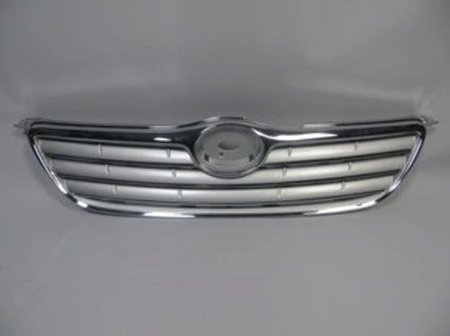 Toyota Corolla- Zze121- 05/06; Ön Panjur Nikelaj Çerçeveli/İç Petekleri Gümüş Gri Düz Çizgili Tip (O