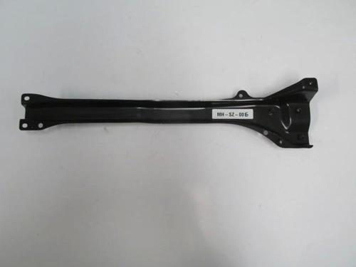 Suzukı Swıft- 05/11; Ön Panel Orta Parça (Tyg) (Oem No: 58241-62J00)