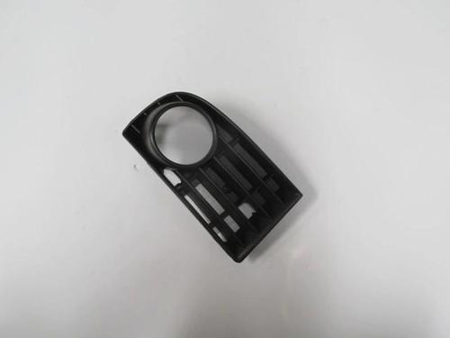 Volkswagen Golf- 5- 04/09; Sis Lamba Kapağı Sağ Siyah (Sis Delikli) (Pütürlü Tip) (Tw) (Oem No: 1K08